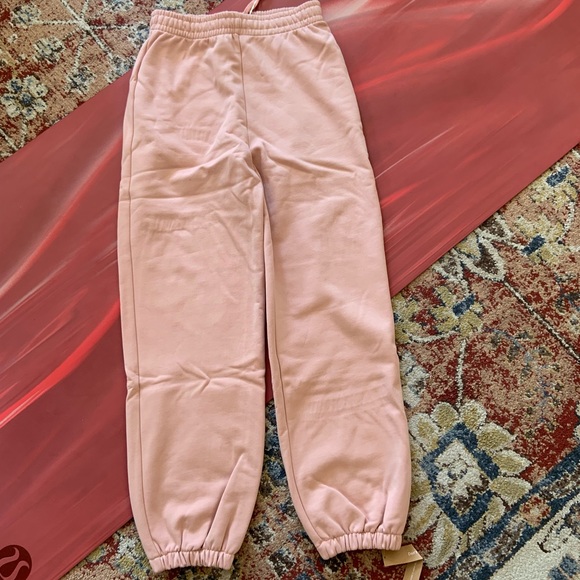 Reformation Boyfriend Sweatpants NWT - Picture 2 of 5